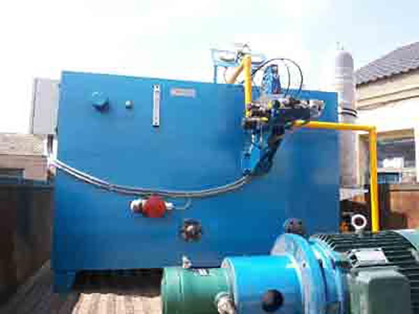 500噸油壓(yā)機油缸(gāng)